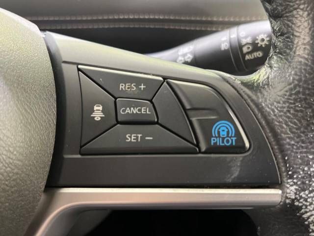 Nissan SERENA 2016-08 24843-5