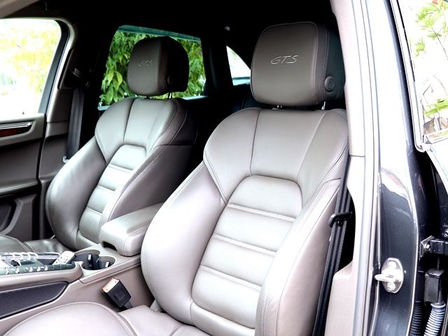 Porsche MACAN 2016-10 1796-23