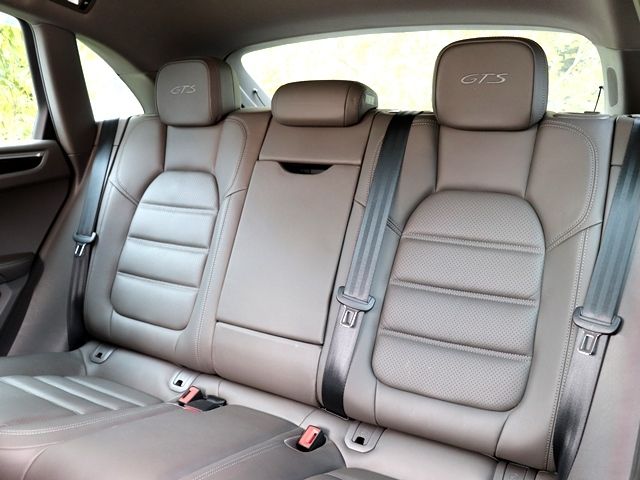 Porsche MACAN 2016-10 1796-24