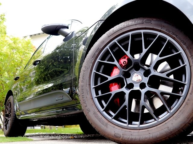 Porsche MACAN 2016-10 1796-11