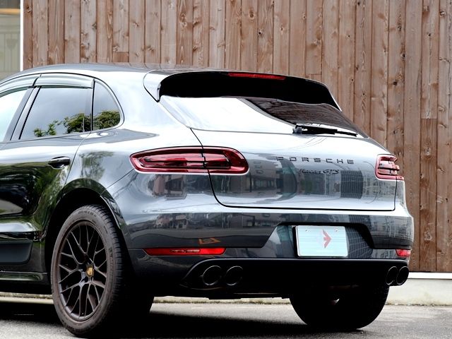 Porsche MACAN 2016-10 1796-9