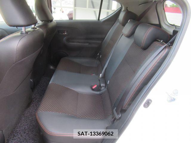 Toyota AQUA 2016-02 260891-7