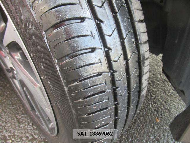 Toyota AQUA 2016-02 260891-14