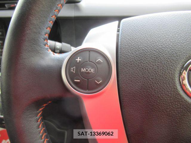 Toyota AQUA 2016-02 260891-17