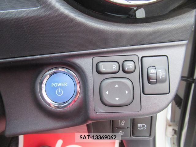 Toyota AQUA 2016-02 260891-19