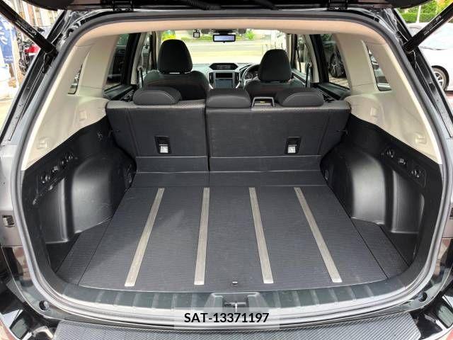 Subaru FORESTER 2019-02 335596-10