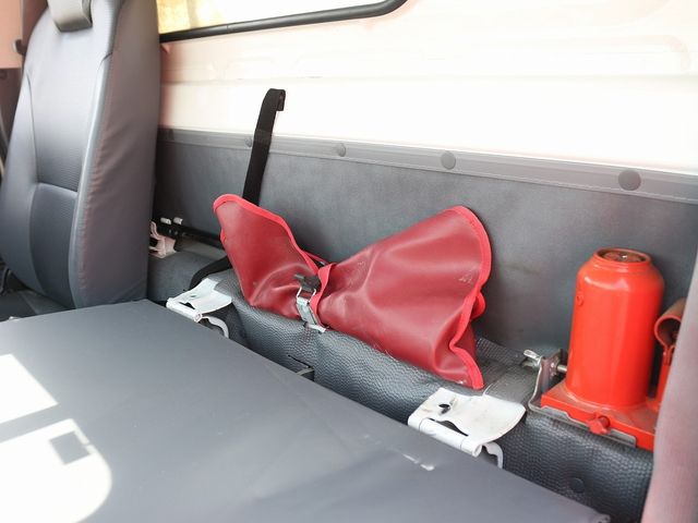 Isuzu ELF TRUCK 2016-08 193153-29