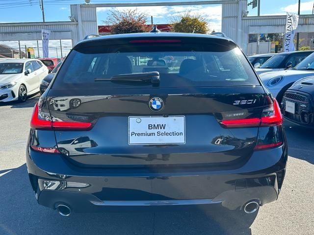 Bmw 3 SERIES 2022-01 28037-9