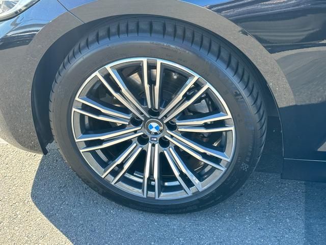 Bmw 3 SERIES 2022-01 28037-13
