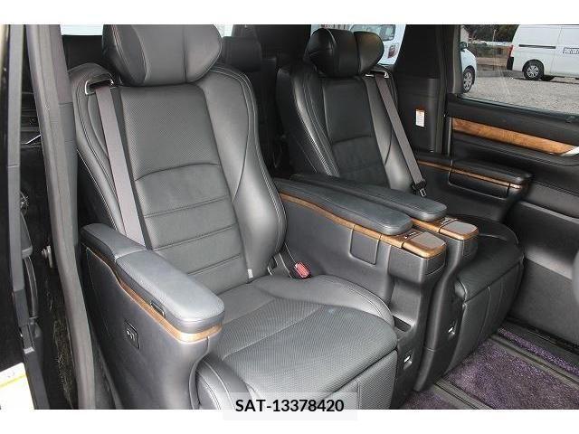 Toyota VELLFIRE 2015-12 372677-13