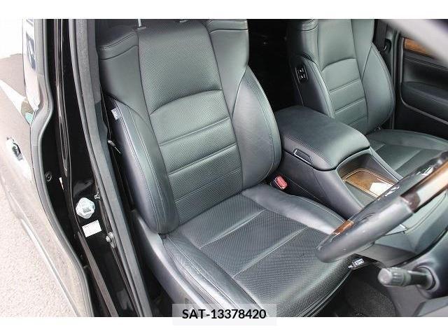 Toyota VELLFIRE 2015-12 372677-12