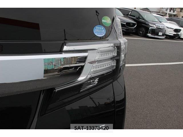 Toyota VELLFIRE 2015-12 372677-11