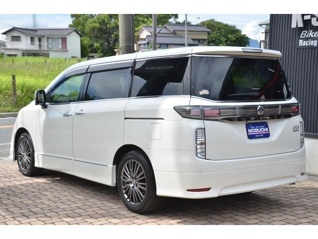 Nissan ELGRAND 2017-05 185911-4