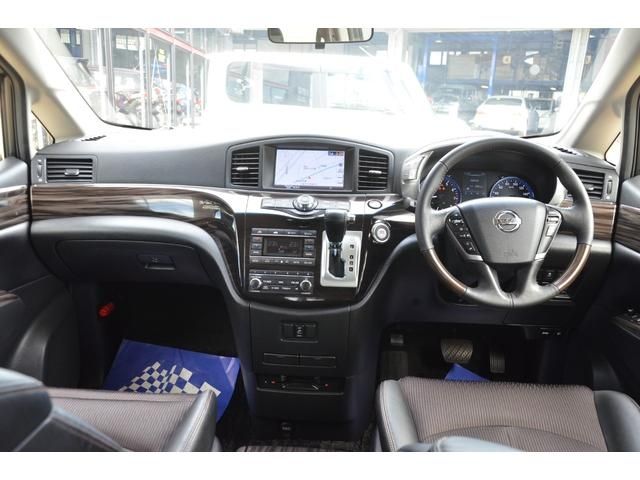 Nissan ELGRAND 2017-05 185911-6