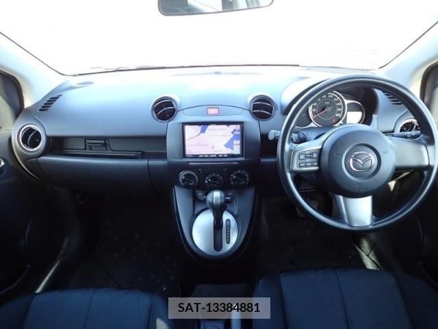 Mazda DEMIO 2013-02 249589-2