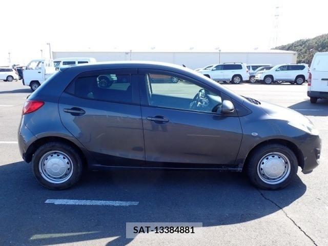 Mazda DEMIO 2013-02 249589-3