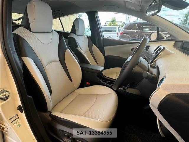 Toyota PRIUS 2019-07 337341-9