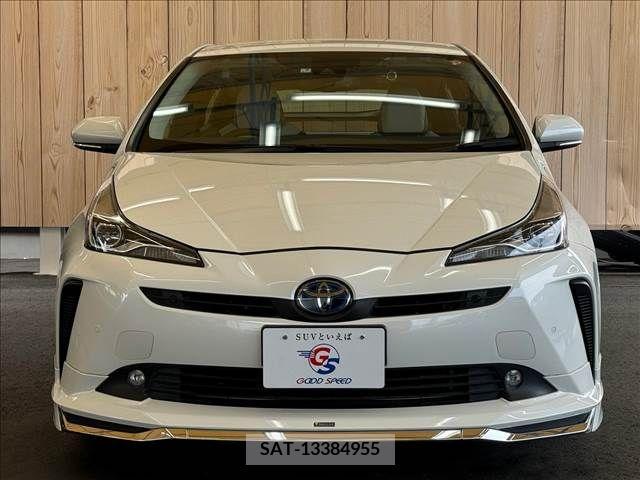 Toyota PRIUS 2019-07 337341-11