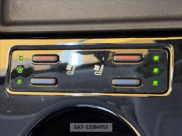 Toyota PRIUS 2019-07 337341-6
