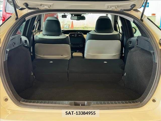 Toyota PRIUS 2019-07 337341-16
