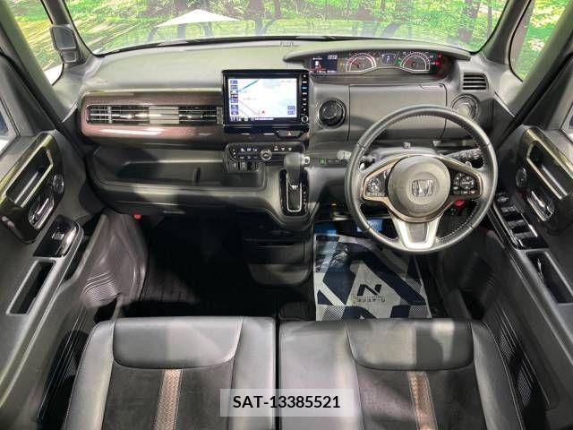 Honda N BOX CUSTOM 2019-08 307211-1