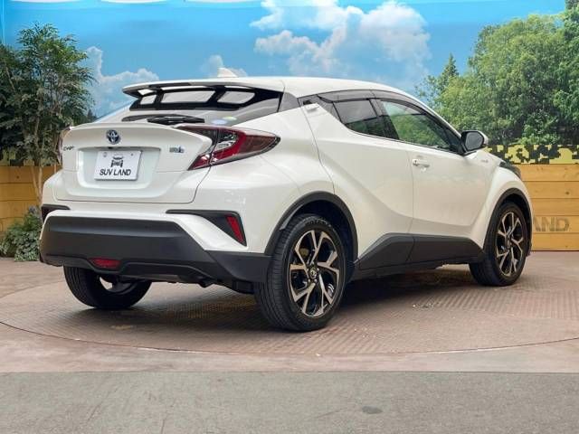 Toyota C-HR 2017-05 10435-17