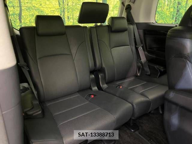 Toyota ALPHARD 2018-04 299427-10