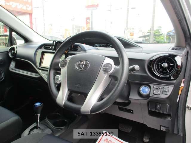 Toyota AQUA 2015-12 292295-10