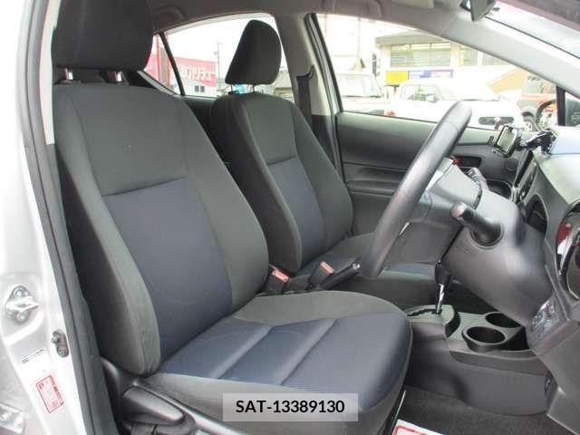 Toyota AQUA 2015-12 292295-11