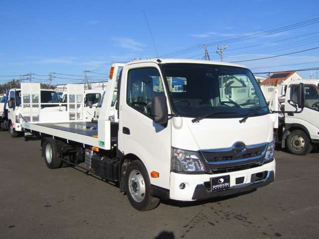 Hino DUTRO 2023-03 17857-2