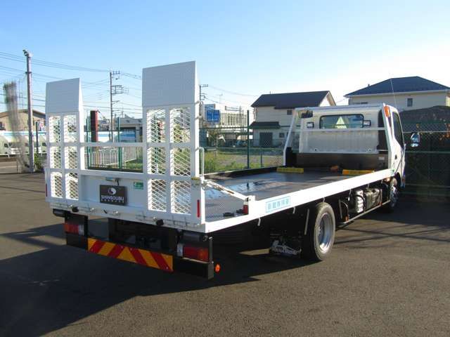 Hino DUTRO 2023-03 17857-4