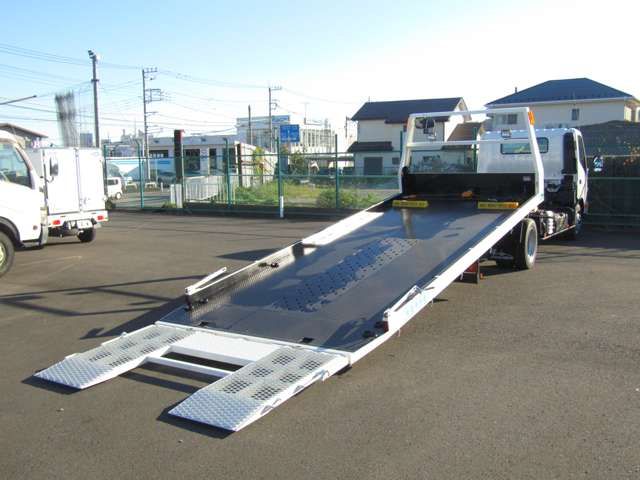 Hino DUTRO 2023-03 17857-7