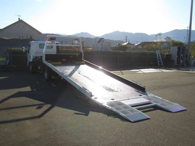 Hino DUTRO 2023-03 17857-9