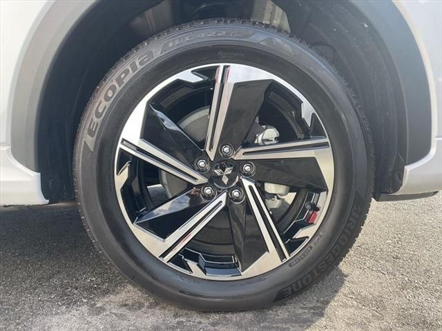 Mitsubishi ECLIPSE CROSS 2021-12 184911-14