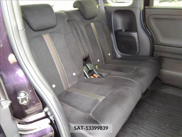 Honda N BOX CUSTOM 2019-12 379599-14