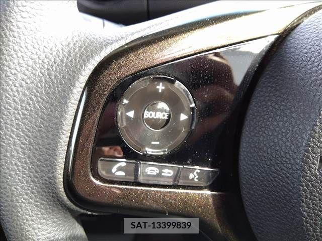 Honda N BOX CUSTOM 2019-12 379599-9