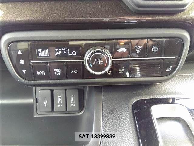Honda N BOX CUSTOM 2019-12 379599-8
