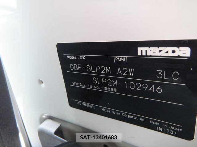 Mazda BONGO VAN 2017-12 375525-29