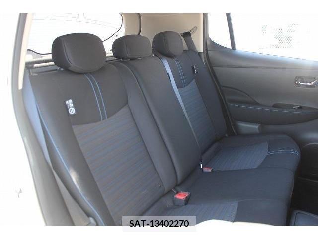 Nissan LEAF 2017-11 245599-15