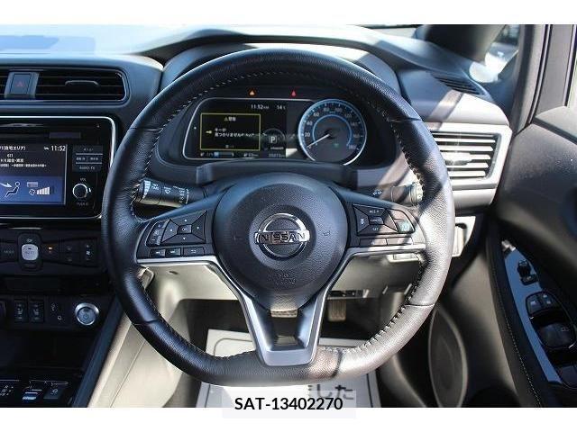 Nissan LEAF 2017-11 245599-16