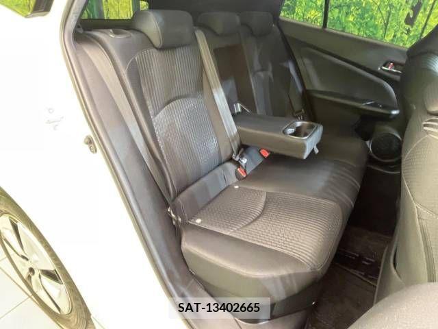 Toyota PRIUS 2017-10 239586-9