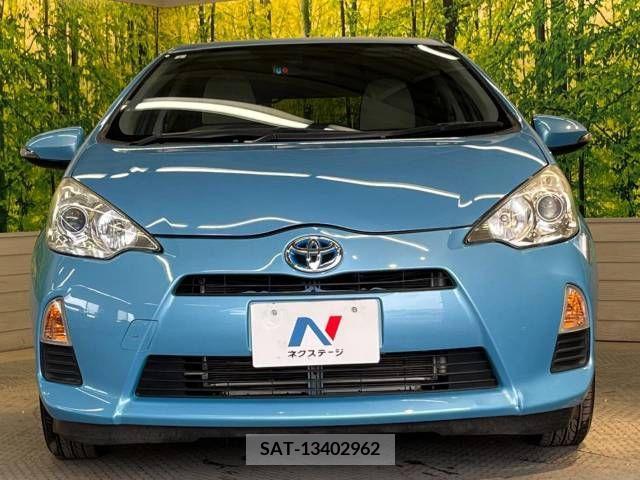 Toyota AQUA 2012-05 313951-14