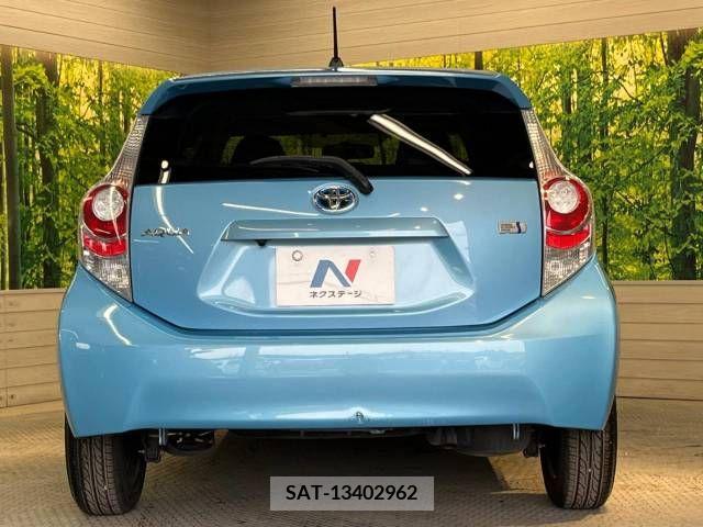 Toyota AQUA 2012-05 313951-15