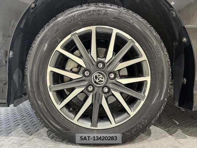 Toyota VOXY 2015-12 289122-14