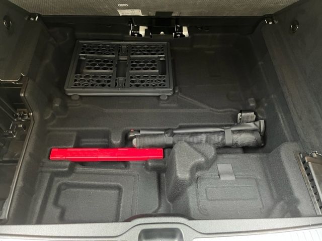 Mercedes Benz GLC-CLASS 2019-11 185371-27