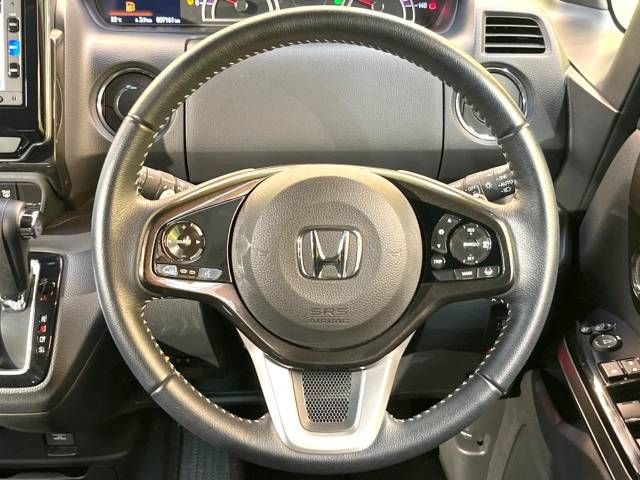 Honda N BOX CUSTOM 2017-09 181976-11