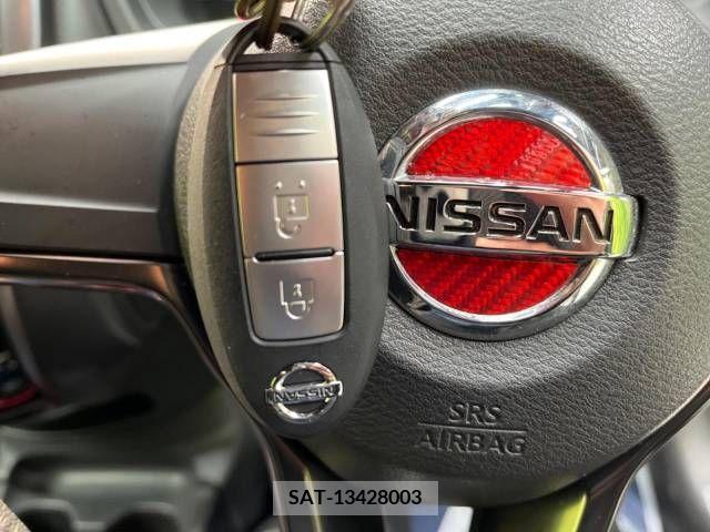 Nissan NOTE 2017-06 213383-5