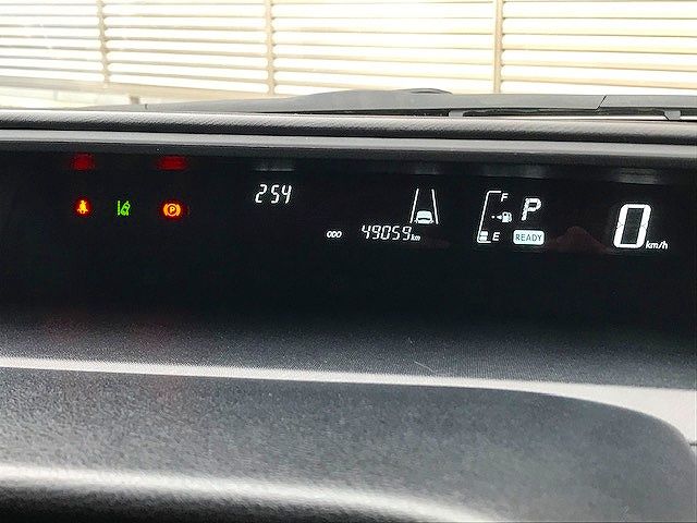 Toyota AQUA 2016-09 27618-7