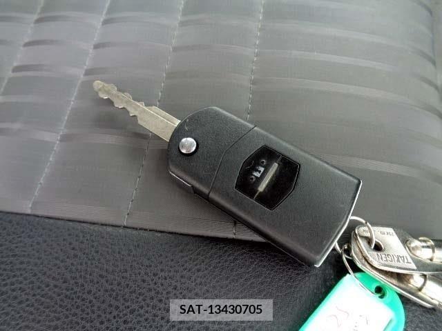 Mazda BONGO VAN 2019-03 234486-5