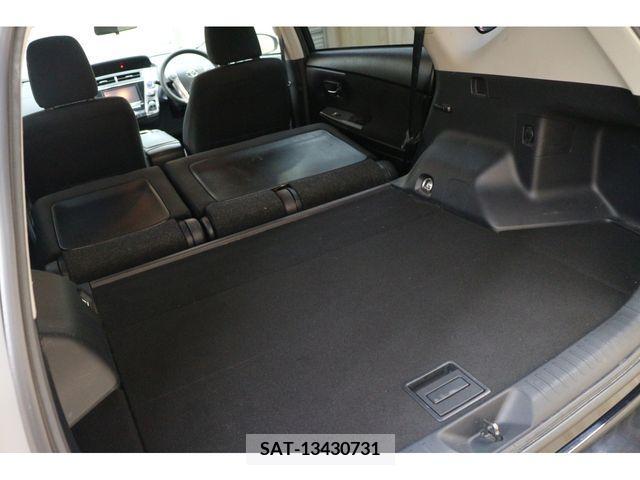 Toyota PRIUS ALPHA 2015-10 393484-27